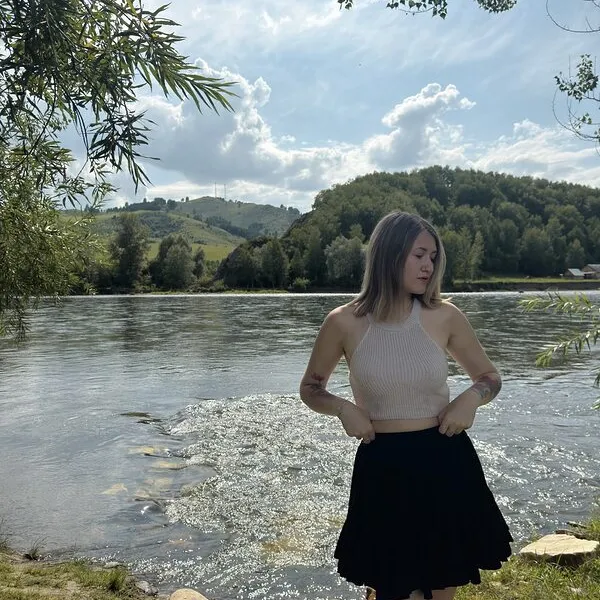 Алина